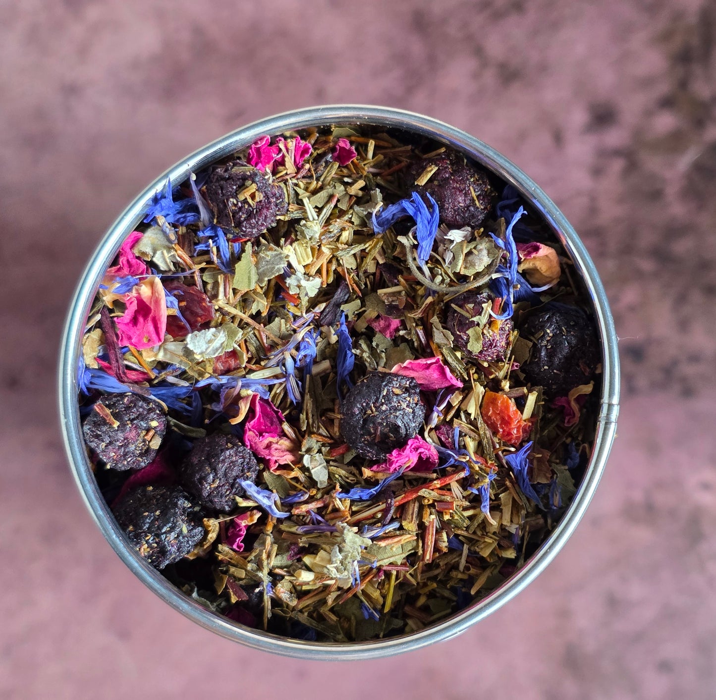 Green Roo-Berry Tea. Loose leaf tea made with Green Rooibos Tea, blueberries, cranberries, hibiscus and rosehips--Caffeine Free