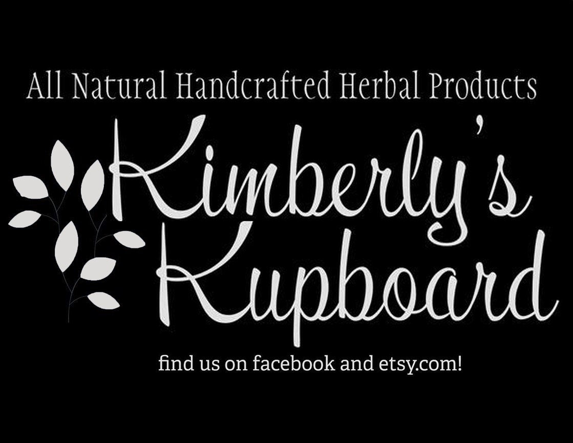 Soothing Dog Salve with Chickweed..Anti-Itch relief for bug bites, bee stings, rashes, allergies and irritated skin