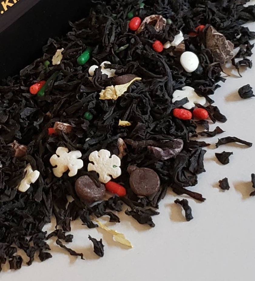 Christmas Cookie tea made with Black tea, real Vanilla Beans, chocolate chips and Sugar Sprinkles!
