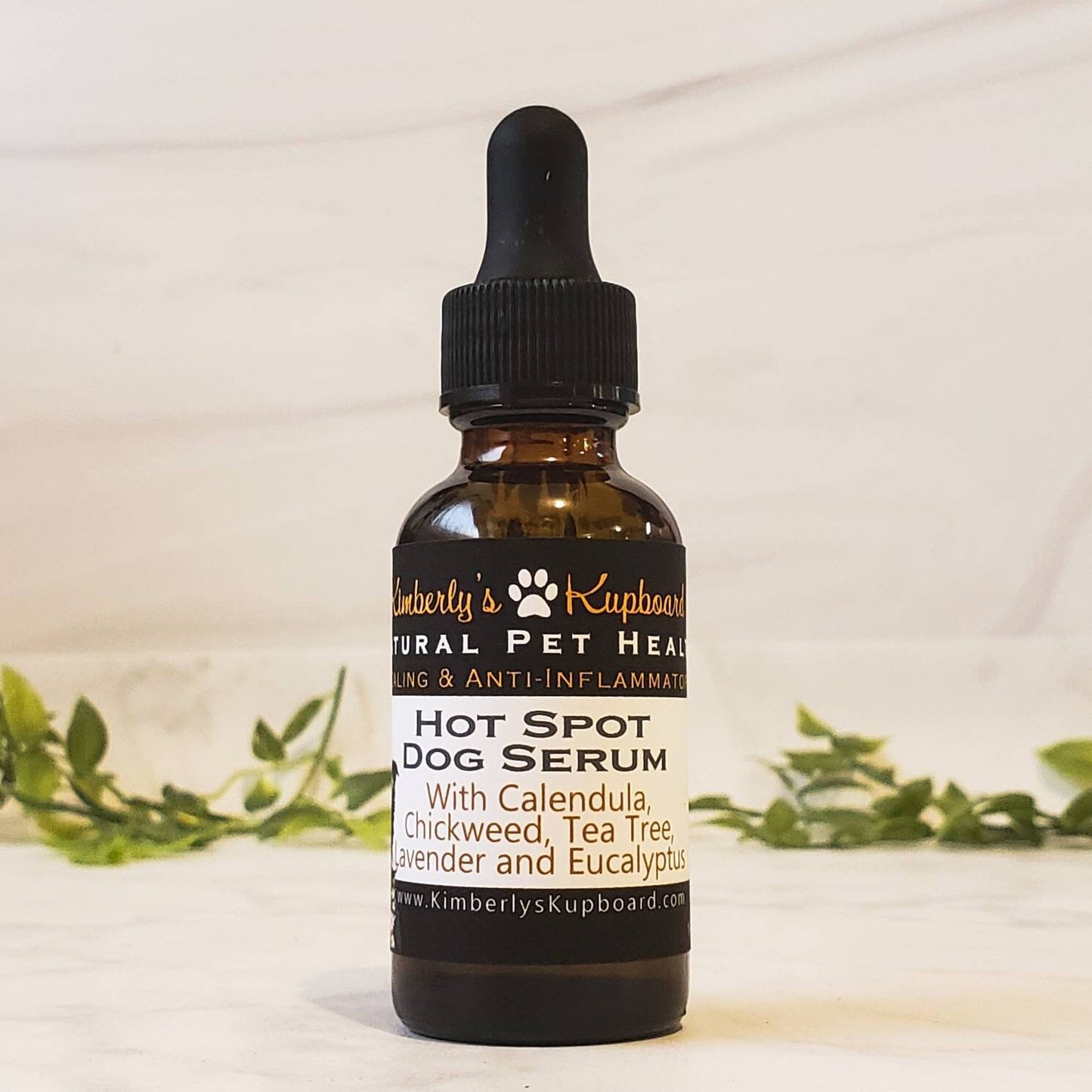Hot Spot Dog treatment for irritated, itchy skin on dogs...Made with Chickweed, Eucalyptus and Lavender
